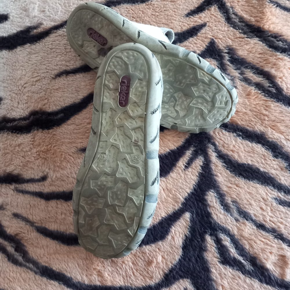 *** Sandalen ~ Schlappen ~ Leder ~ Rieker ***