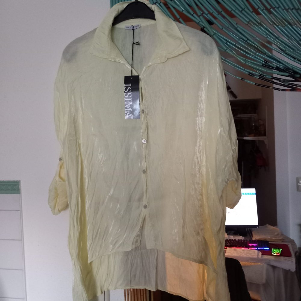 *** NEU ~ Geknittert ~ Bluse ***