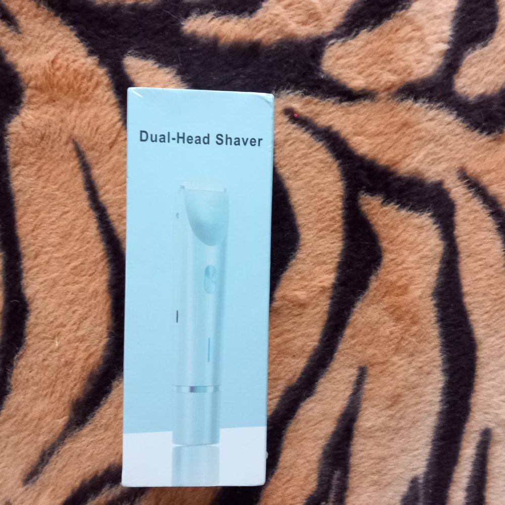 *** NEU ~ Dual ~ Head Shaver ***