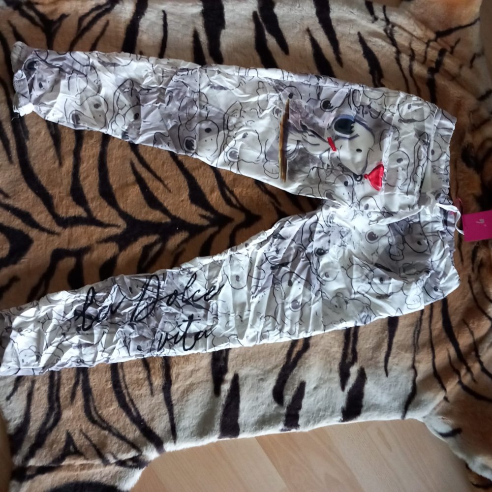 *** Neu ~ Jogpant ~ Snoopy Druck ***
