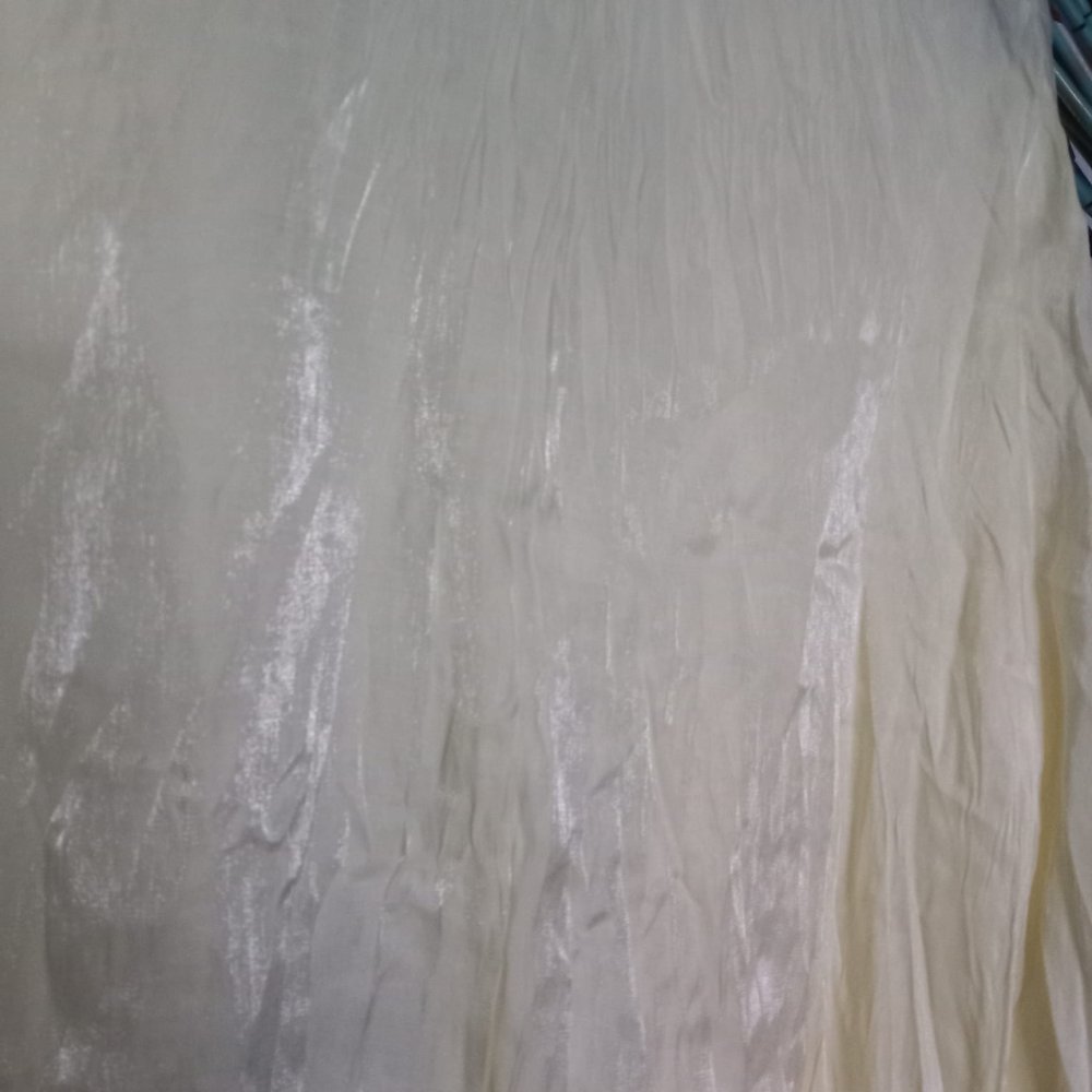 *** NEU ~ Geknittert ~ Bluse ***