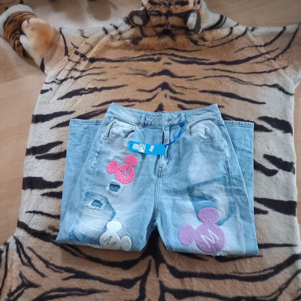 *** Neue ~ Mickey Mouse ~ Jeans ***