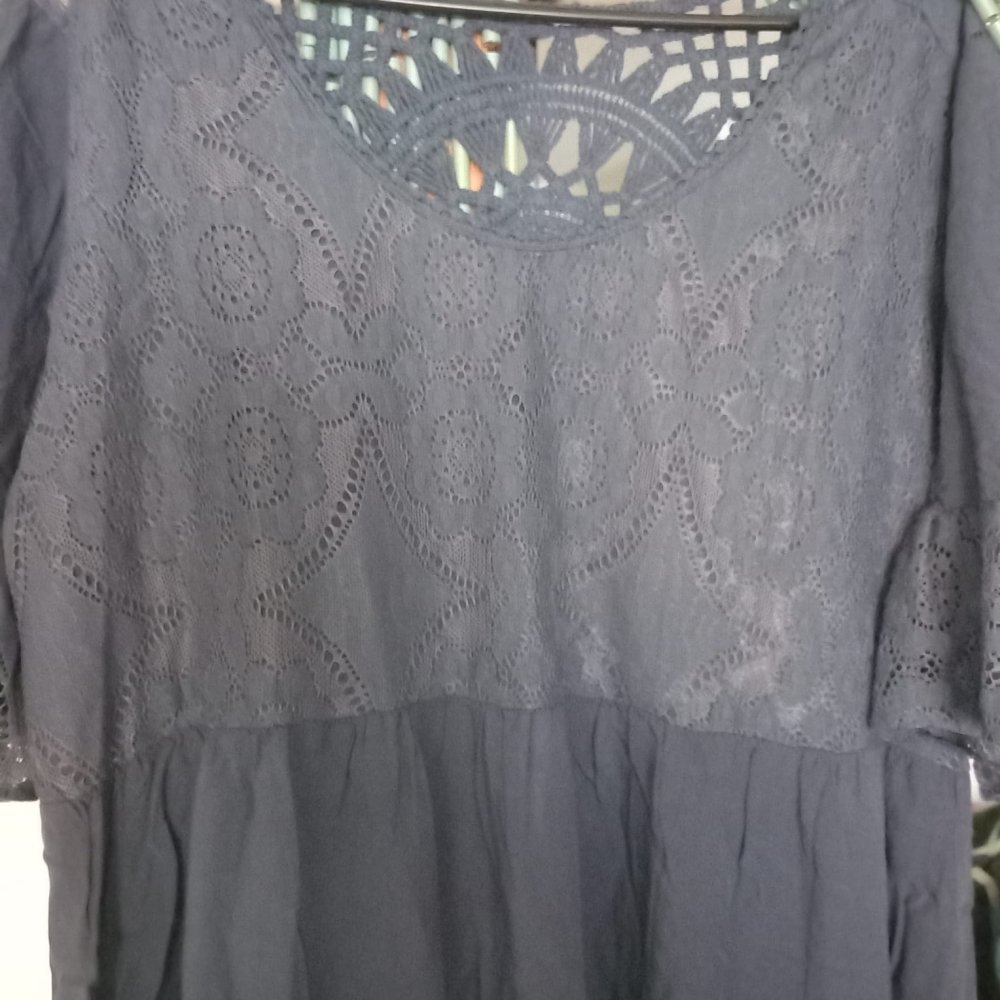 *** Kleid mit Spitze ***