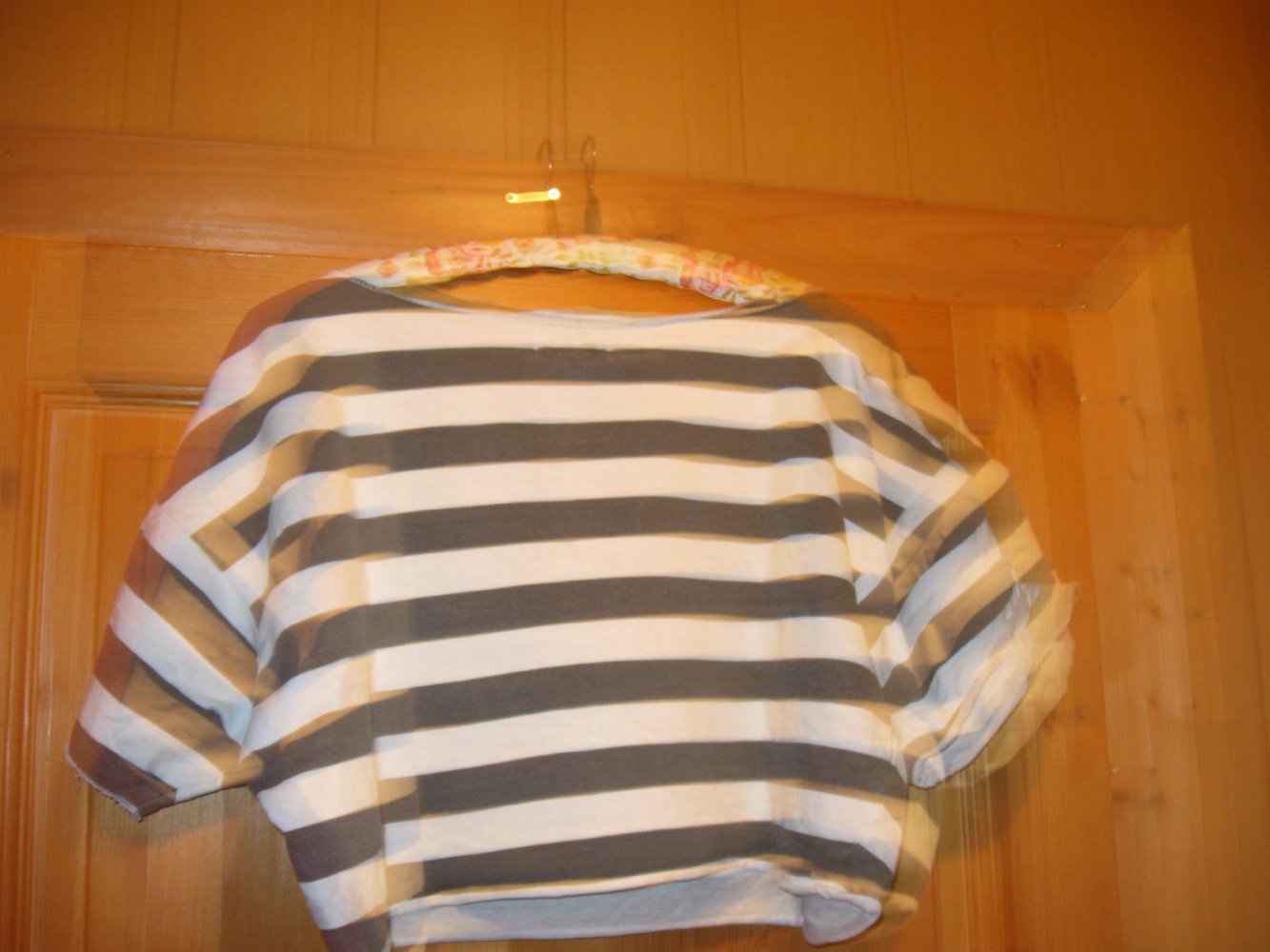 *** Crop Top ***