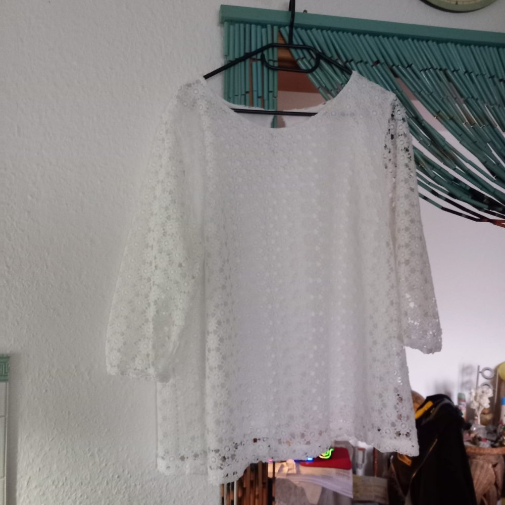*** Spitzen Shirt ***