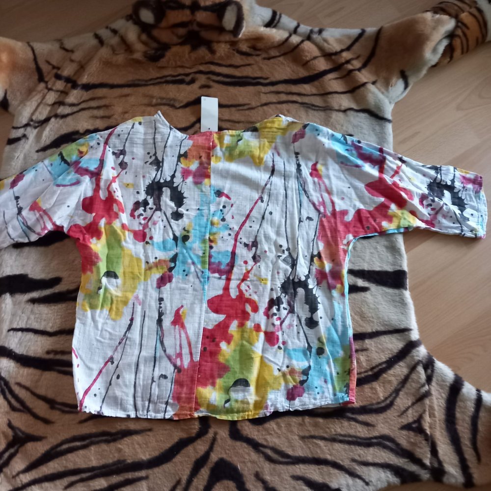 *** Neu ~ Shirt ~ Extravagant ***