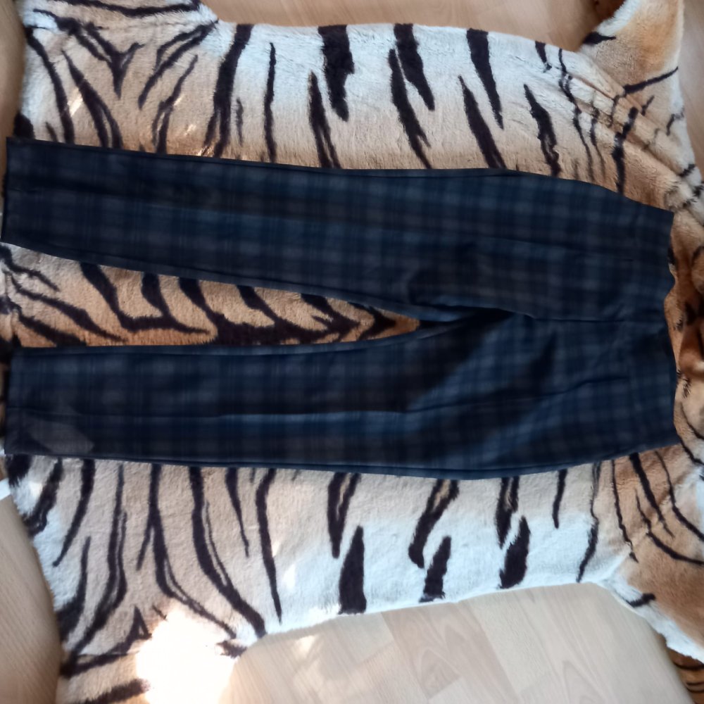 *** Neu ~ Stretch ~ Hose ~ Kariert ***