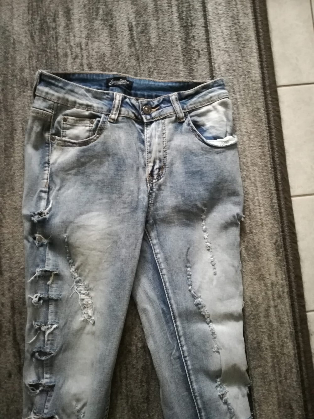 *** Irre Risse Jeans ***