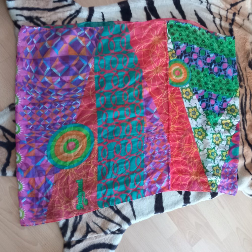 *** Farbenfroher ~ Schlauchschal ~ Desigual ***