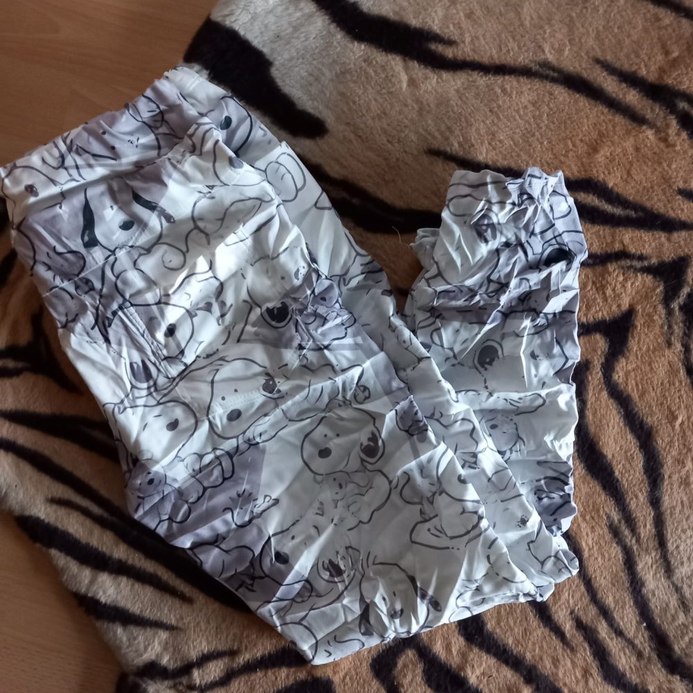 *** Neu ~ Jogpant ~ Snoopy Druck ***