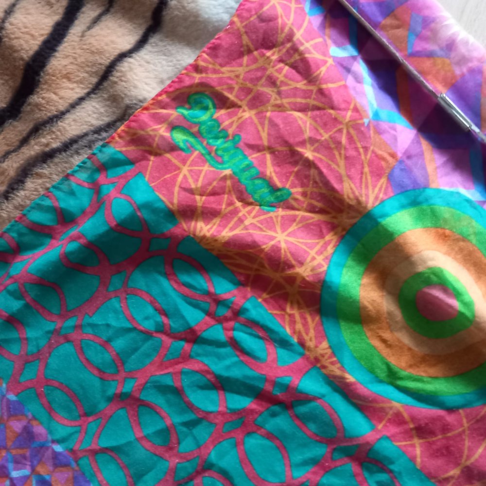 *** Farbenfroher ~ Schlauchschal ~ Desigual ***