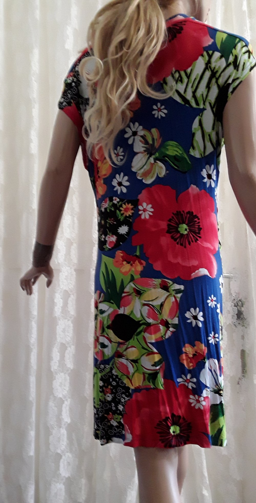 Shirtkleid in knalligen Farben in Knotenoptik mit leichtem Wasserfallkragen 42/44