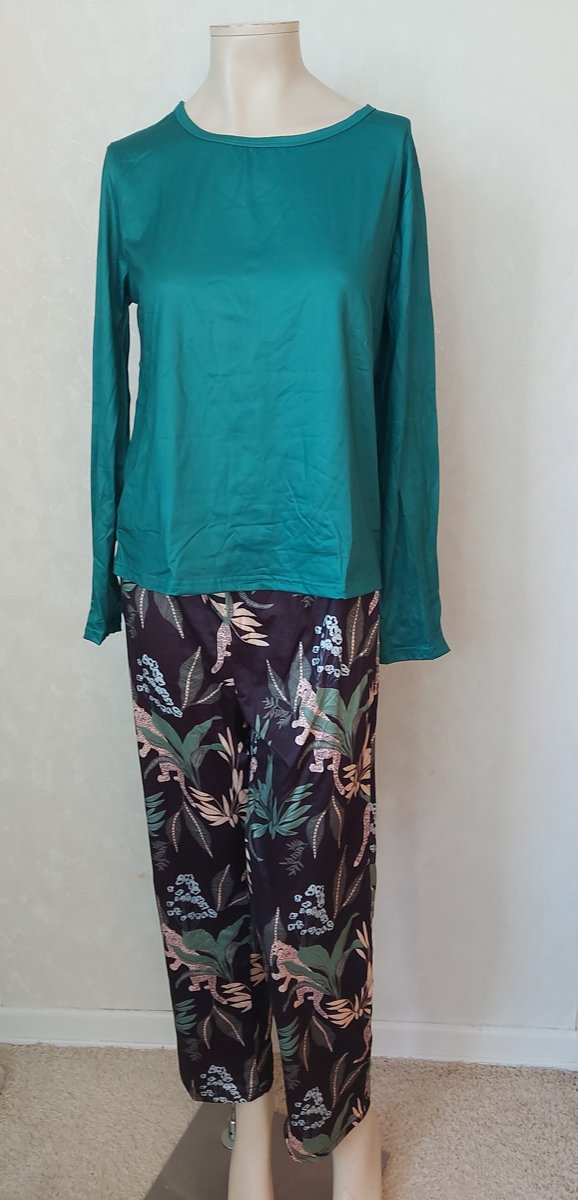 Pyjama Set ~ Blätter ~ Grün ~ gemürlich ~ Schlafanzug ~