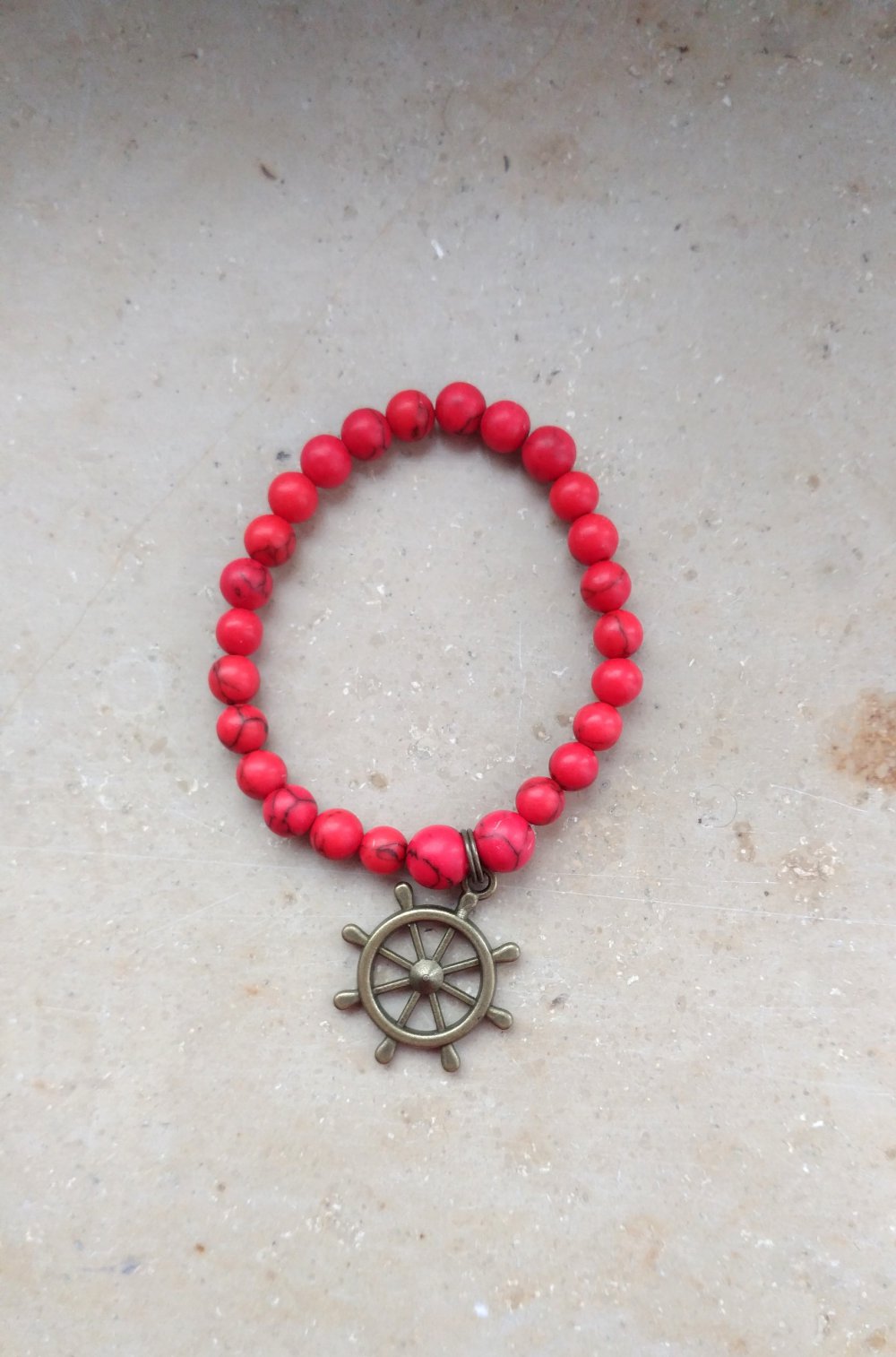Rotes Perlenarmband mit messingfarbenes Schiffssteuerrad Etsy DIY Marmoroptik