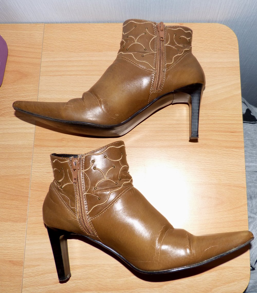 Stiefeletten hellbraun, Gr. 36