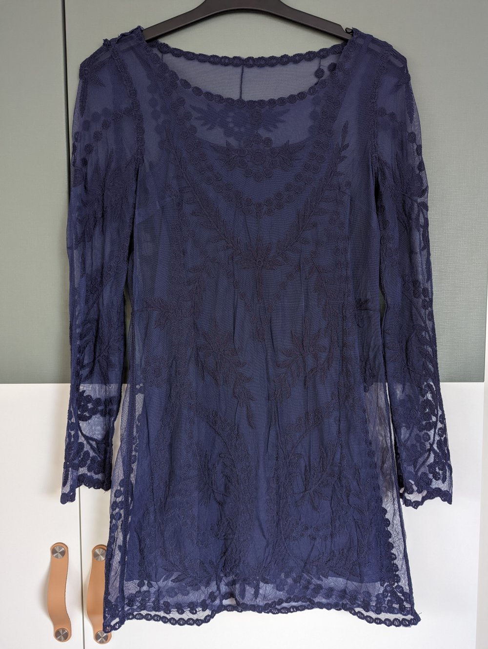 Boho dunkelblaues Minikleid mit Stickerei