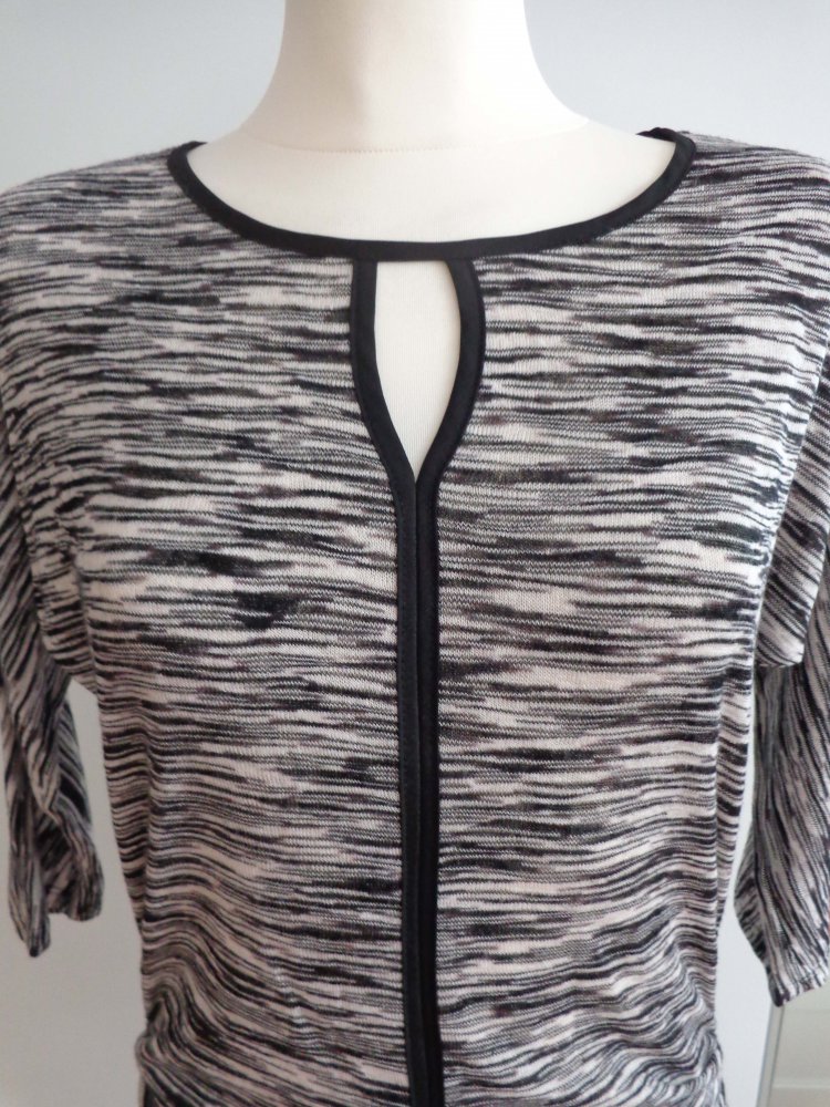 graues Shirt -NEU-