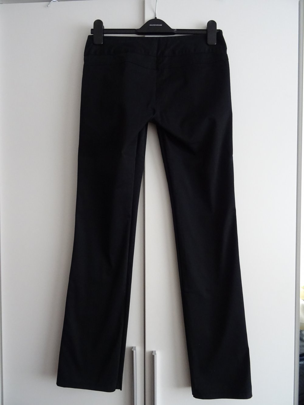 schwarze Stoffhose