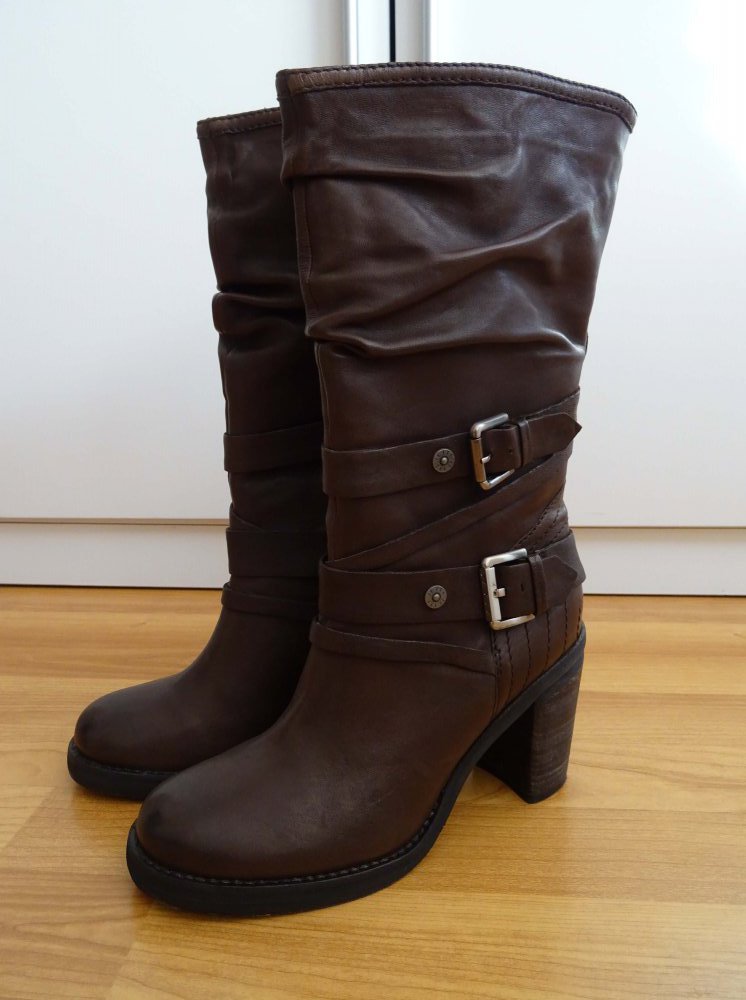 braune Stiefel -NEU-