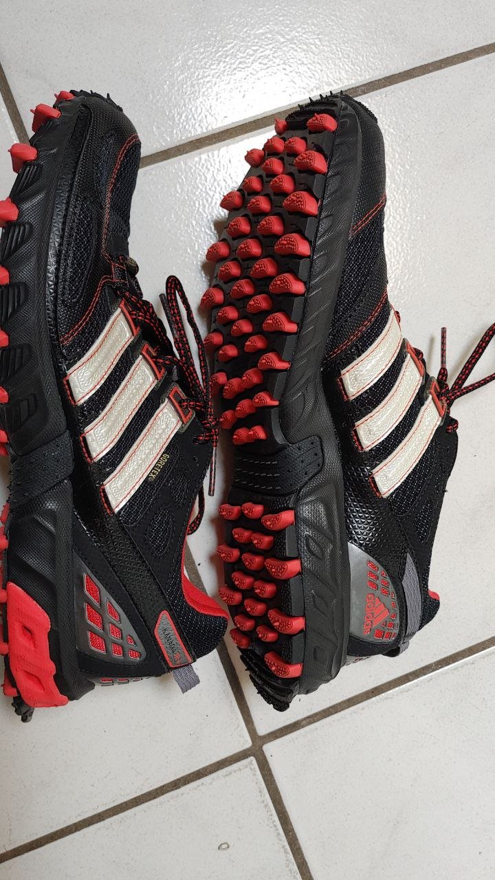 Adidas Kanadia Laufschuhe