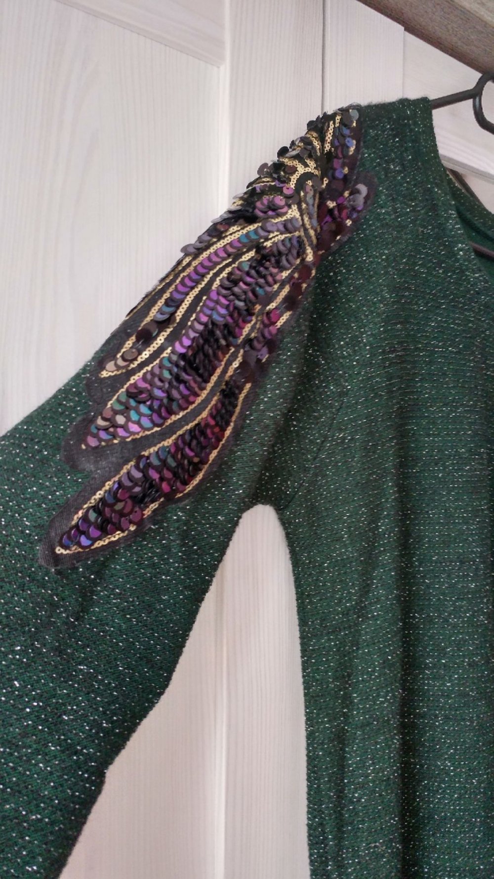 Schöner Longpulli mit Pailletten S M