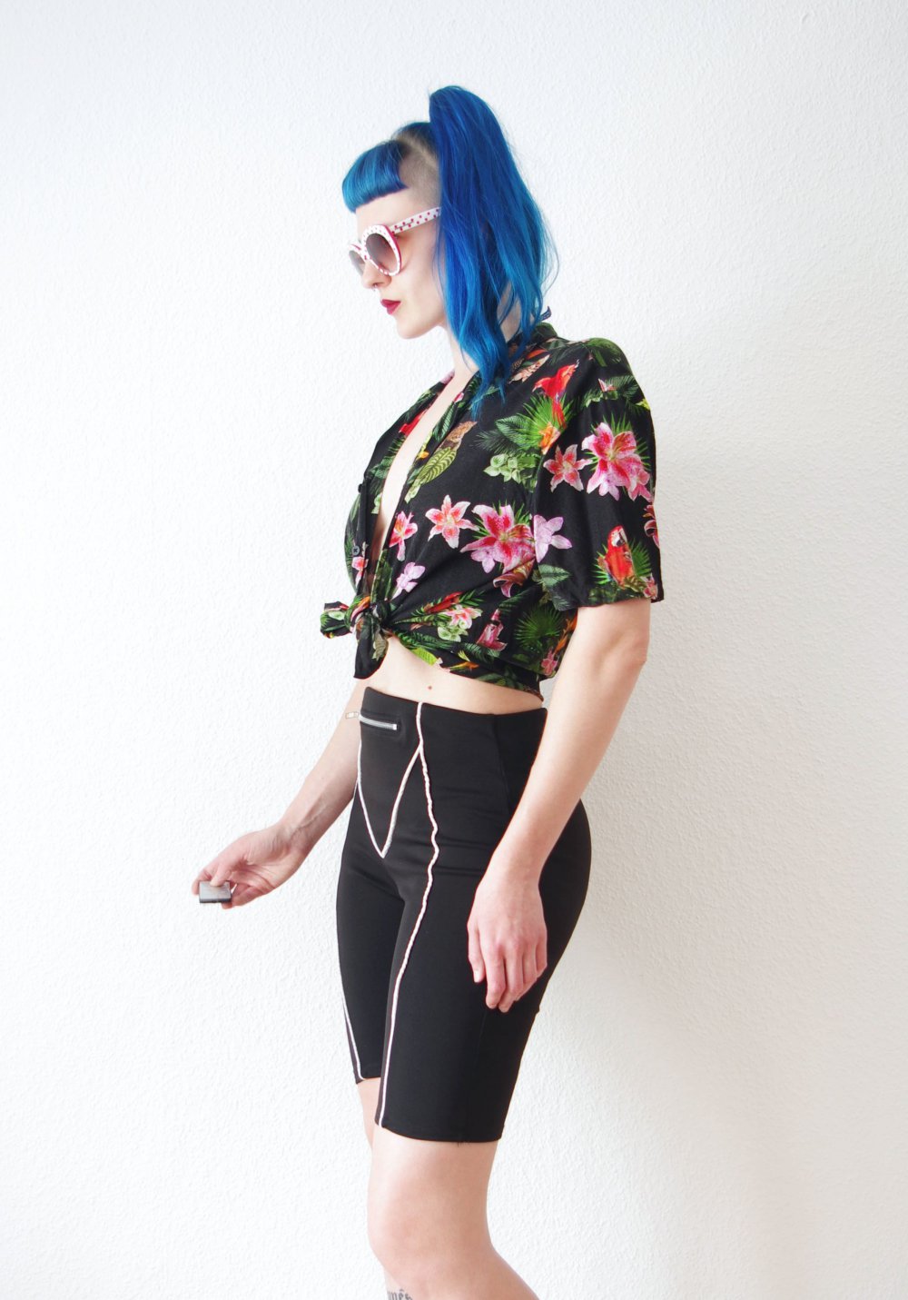 Retro Hawaii oversized Hemd Gr. M S Blumen Alloverprint Festival Technoelfe 