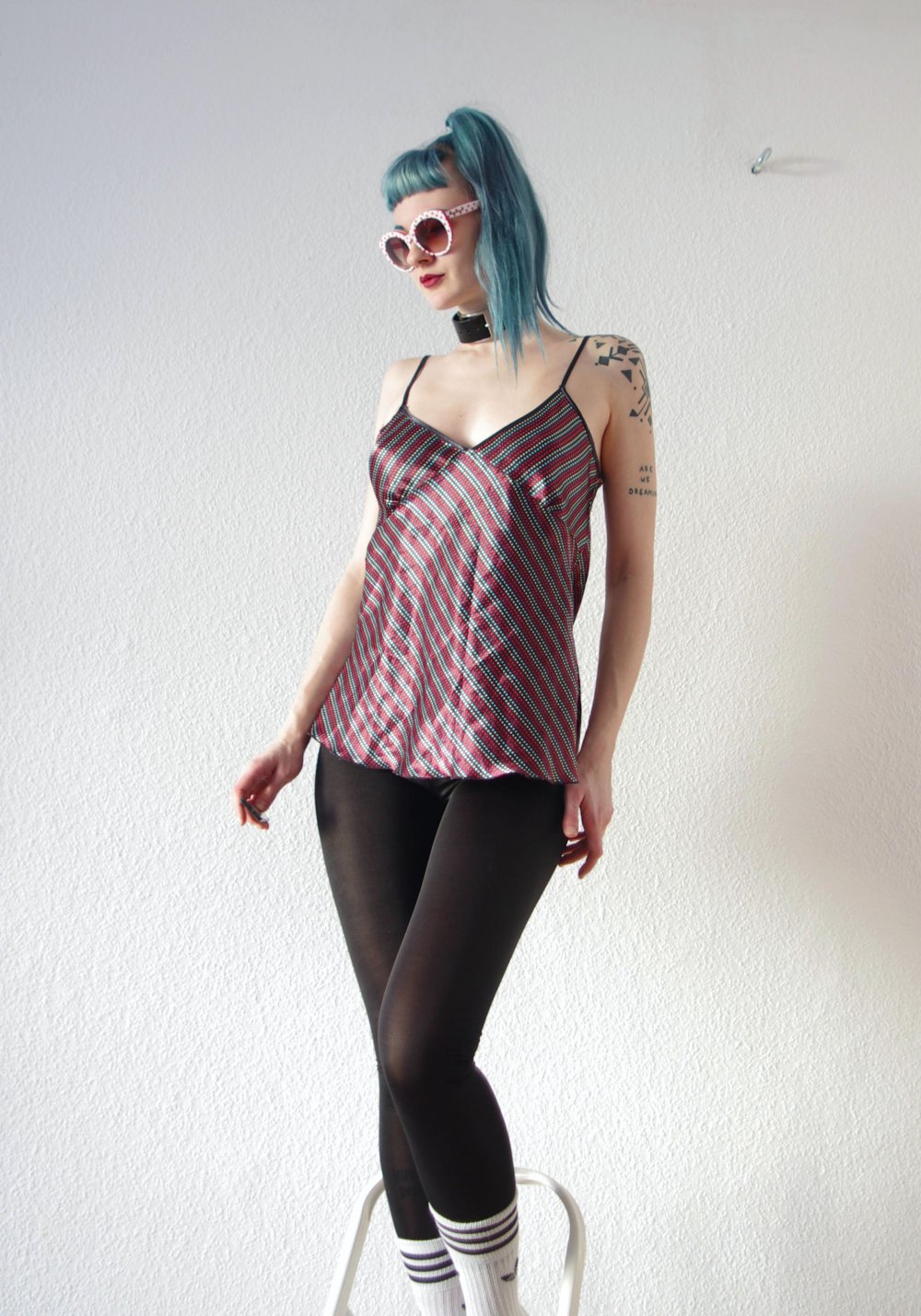 Gemustertes oversized Cami Top Gr. M 38 shiny Technobarbie Rave Festival Dollskill Datenight