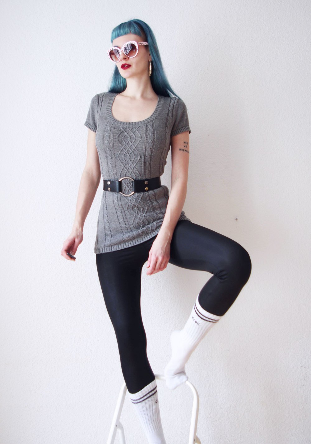 Zartes gestricktes Longtop Gr. 38 36 S M Laura Scott Zopfmuster retro Pinup Minikleid Strick
