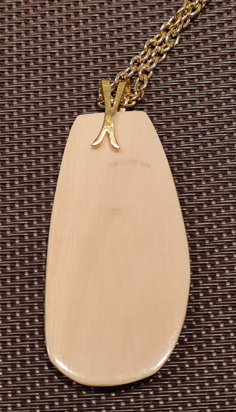 Kette mit Beinanhänger - vintage