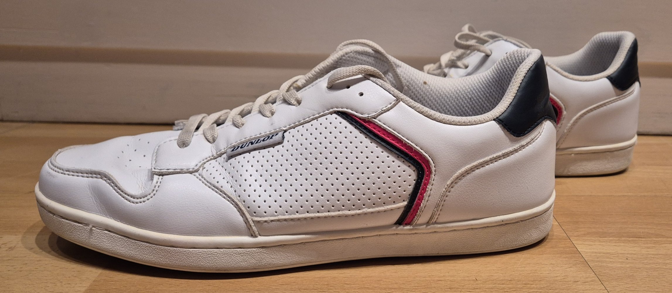 Dunlop Sneaker weiß Gr 42