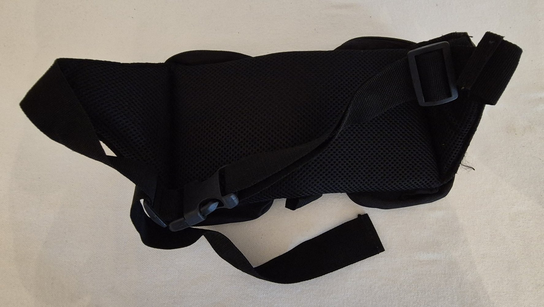 Hip Bag Bauchtasche schwarz
