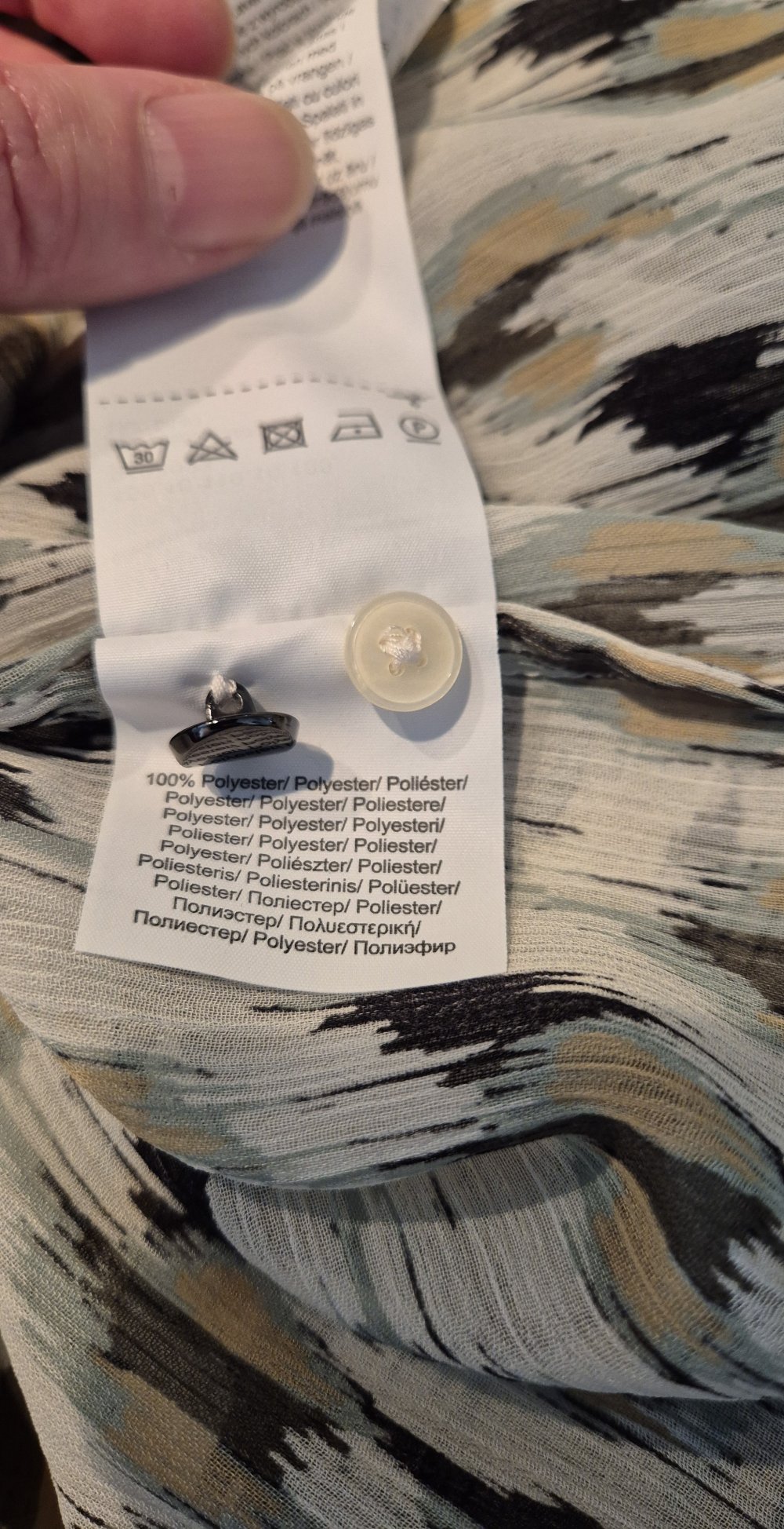 s. oliver black label  Bluse langarm weiß grün Gr 42 chiffon?