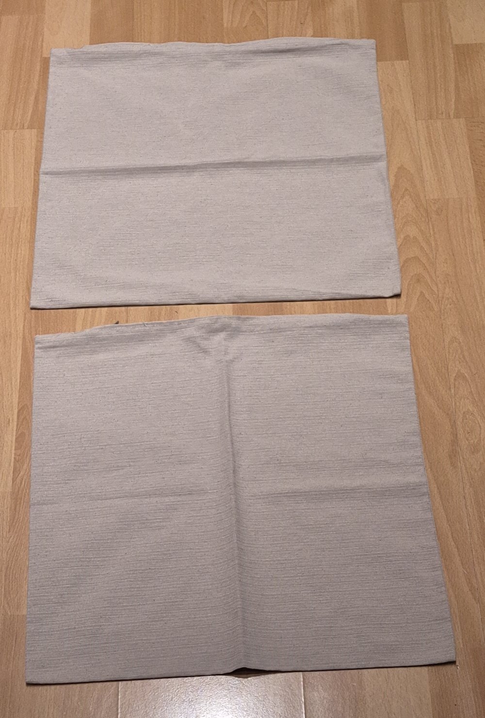 Kissenbezüge 46 cm x 46 cm beige