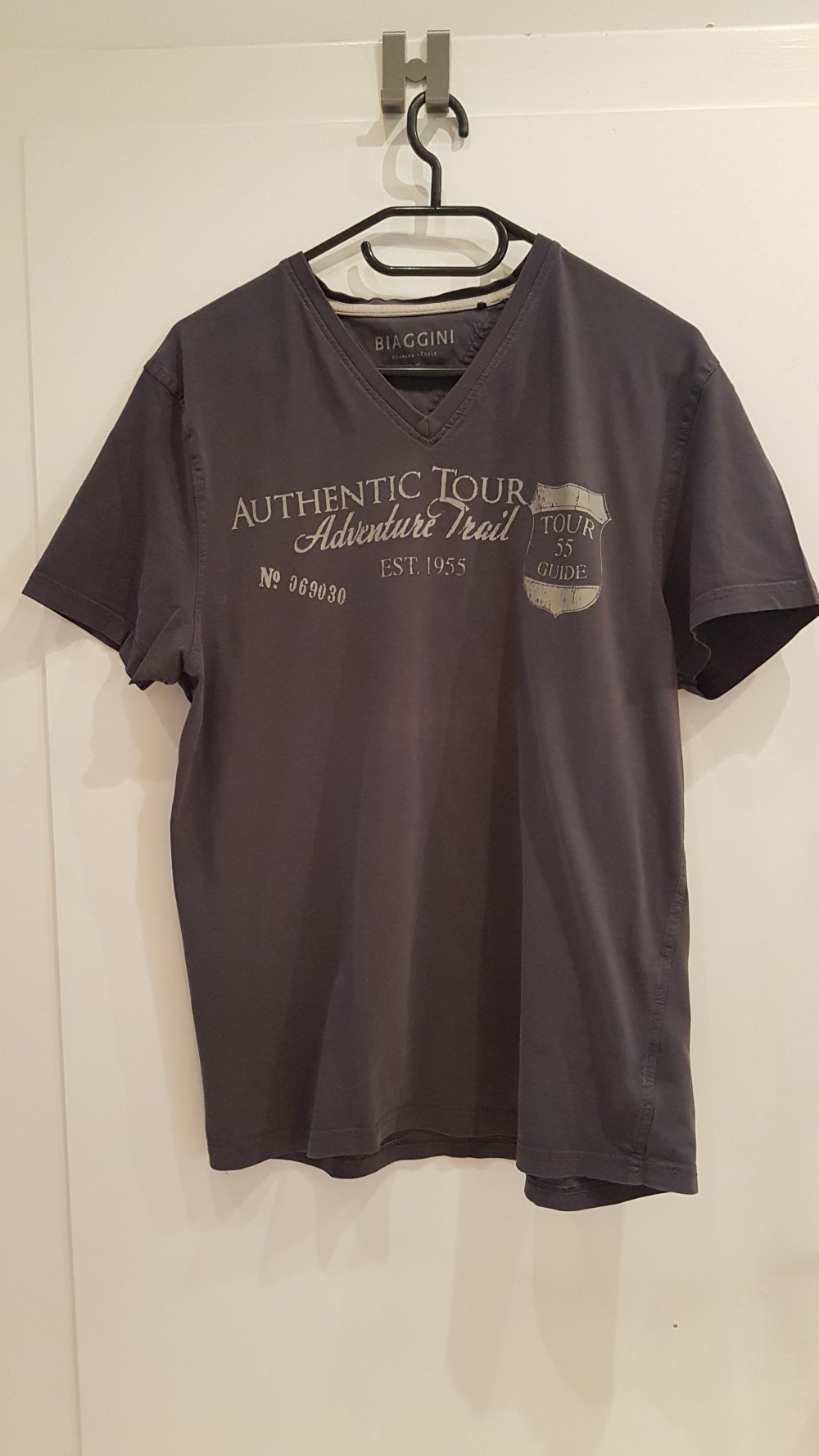 Biaggini Charles Vögele T-Shirt grau Trail Gr M