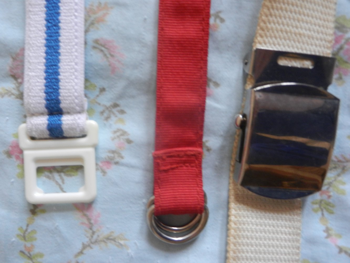 3 Gürtel Leder Stoff Hornschnalle Webgürtel Vintage Rockabella BERLIN