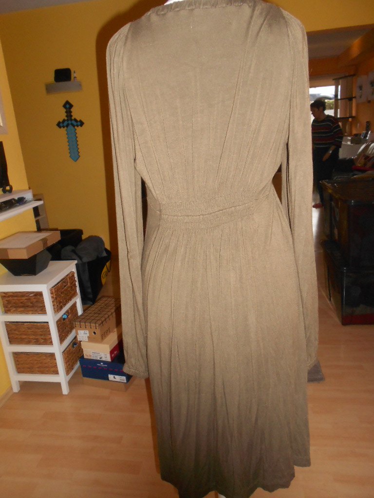 Bleifrei- olivgrünes Empirekleid Gr. S