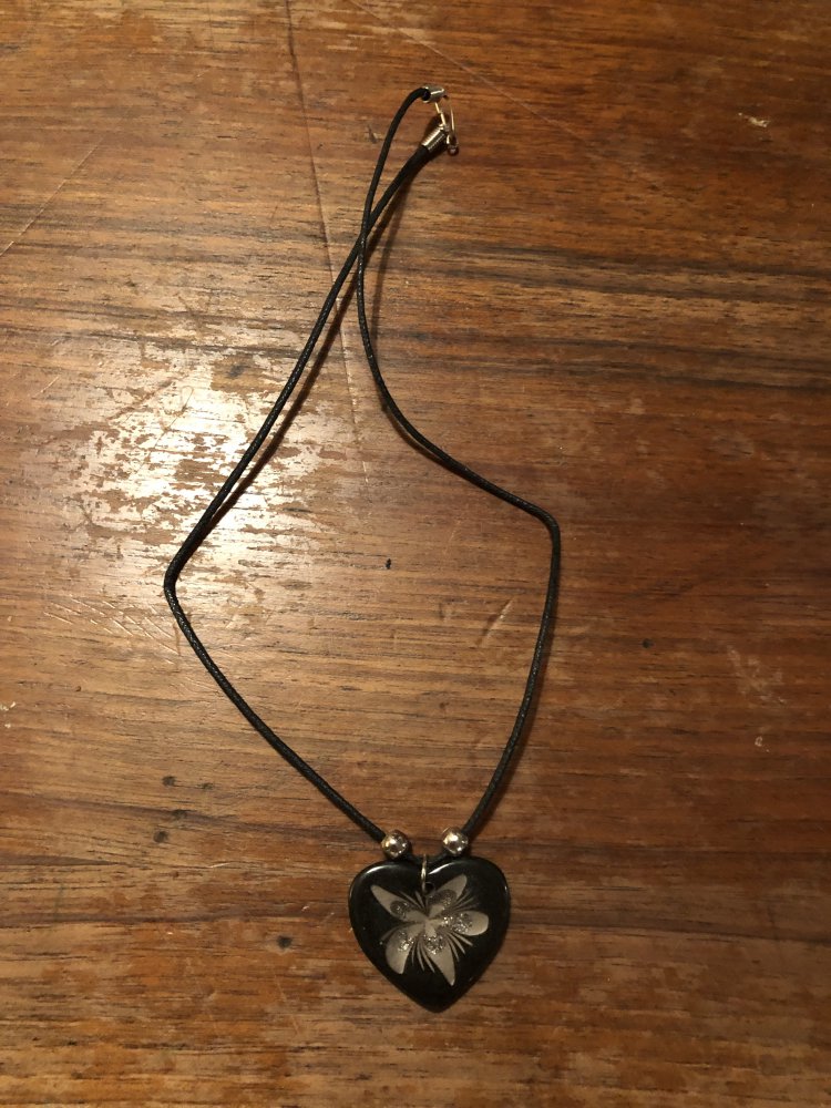 Kette mit Herzanhänger