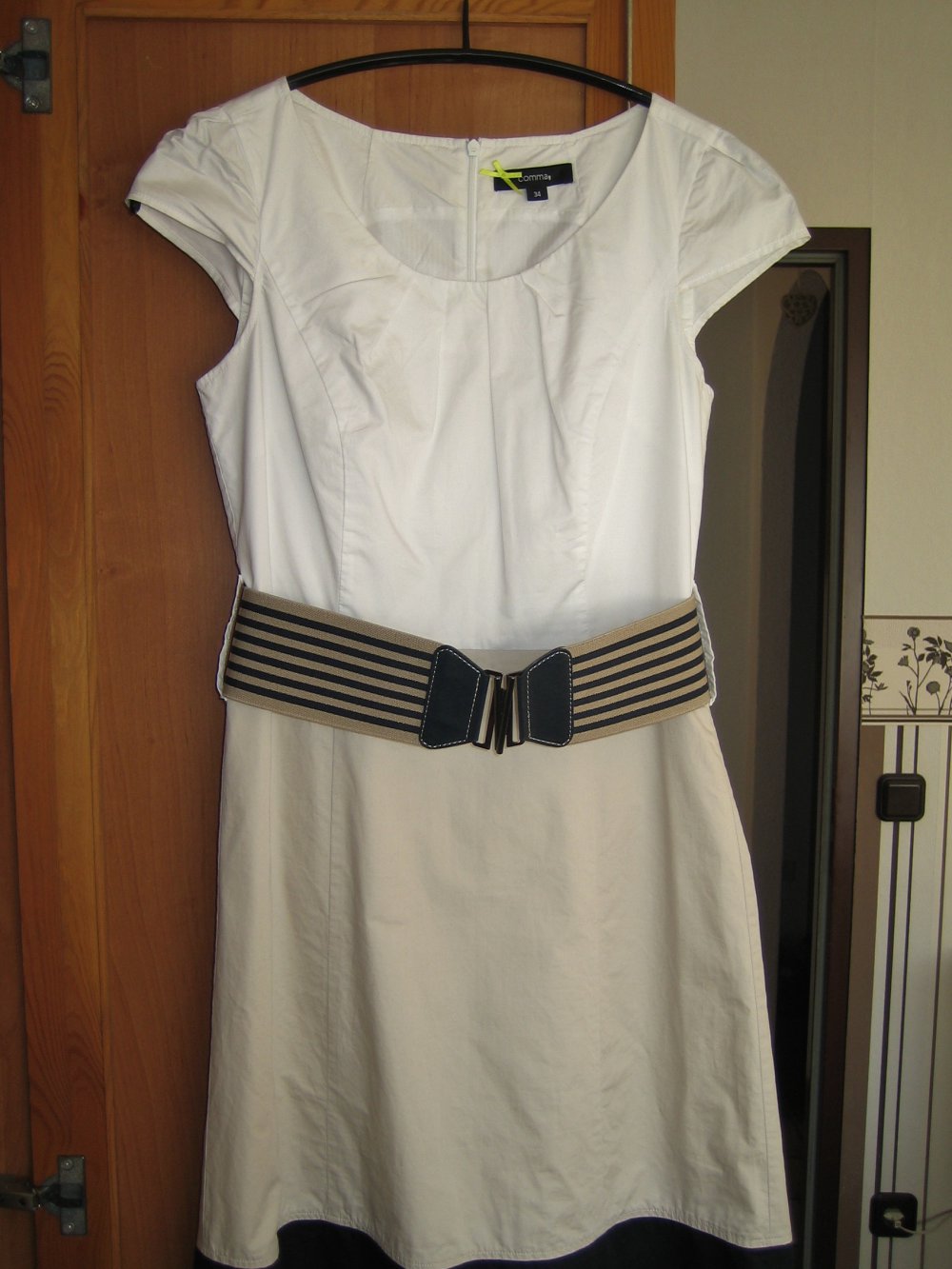 Kleid Comma Gr. 34/36 wie neu