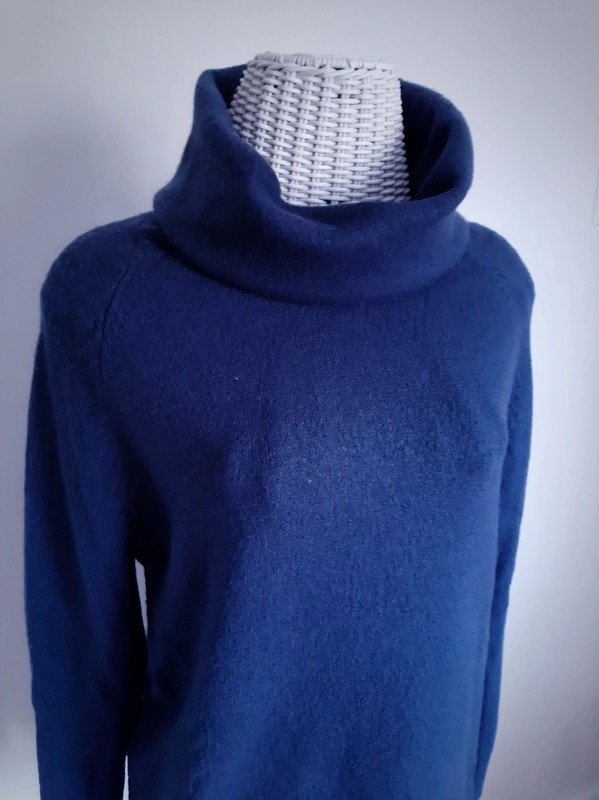 Dunkelblauer Rollkragenpullover | Wollpullover | Langarm