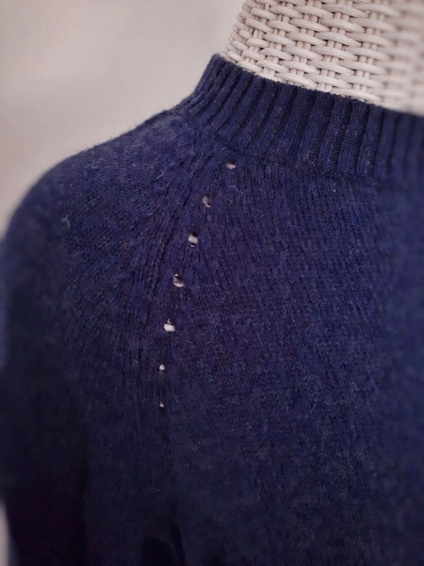Dunkelblauer Uno più uno Pullover | Gr. L/42 (eher Gr. 36/38) | Stehkragen | Longpullover | Wollmischung