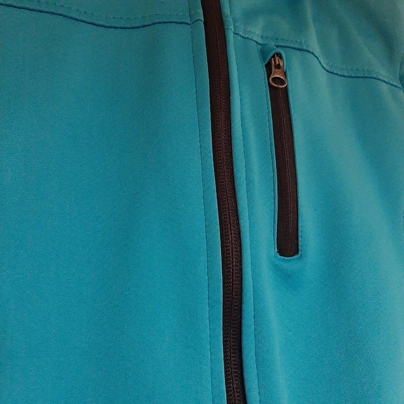 Blaue Softshell Jacke