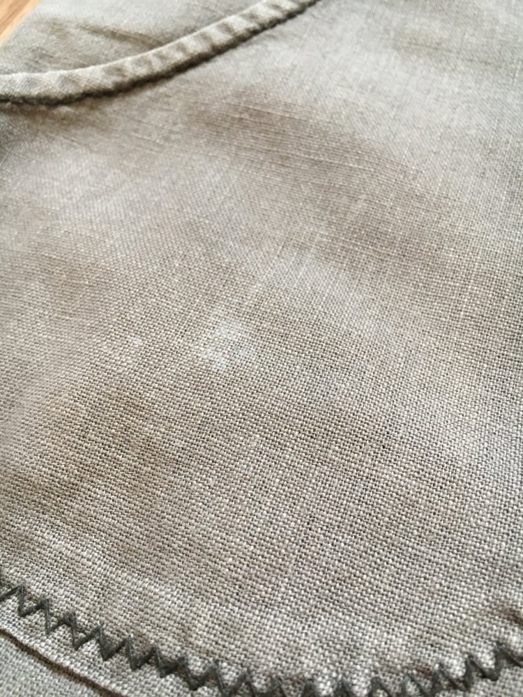 Graue lockere Hose