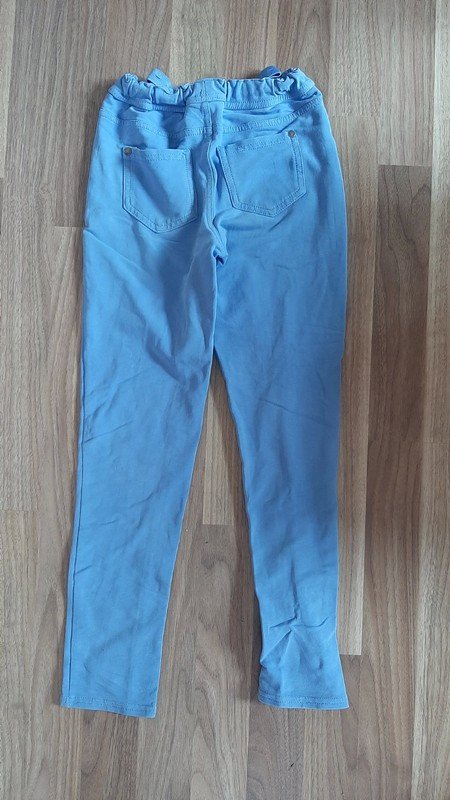 Blaue Hose