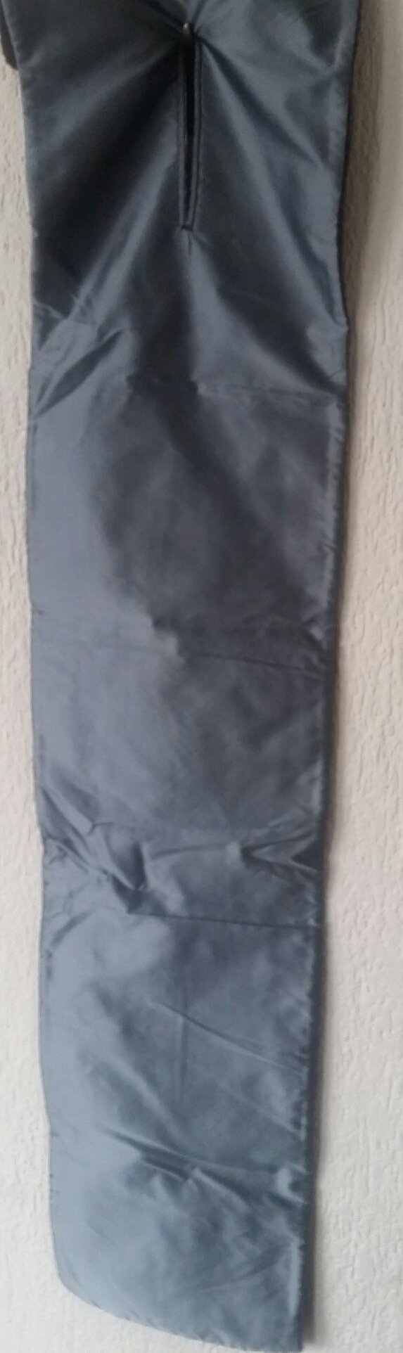 Bogner Herrenschal 100% Wolle, 100% Seide, dunkelbraun,grau