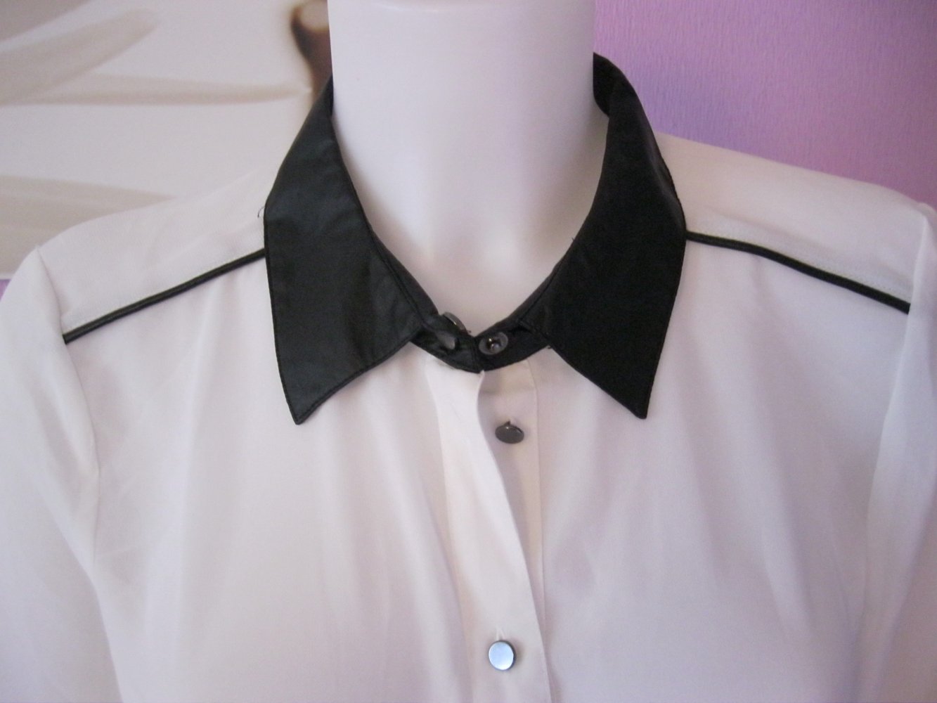 NEU # Bluse # Transparent # Only # Weiß / Schwarz # 38