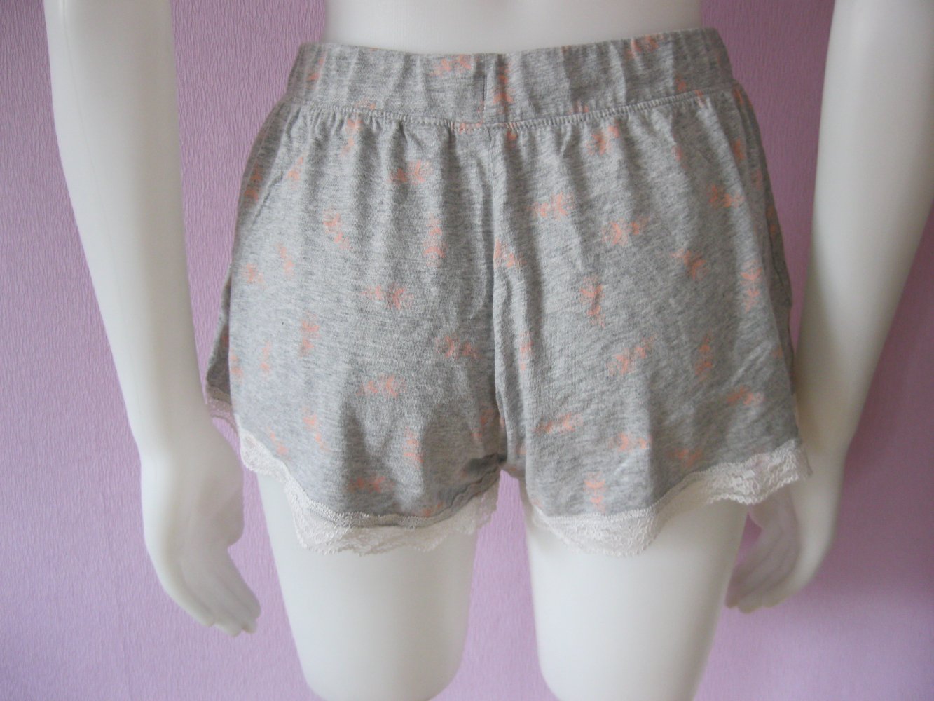 Schlafshorts # Esmara Lingerie # Spitze # Grau/Rose/Weiß # 100% Baumwolle # 36