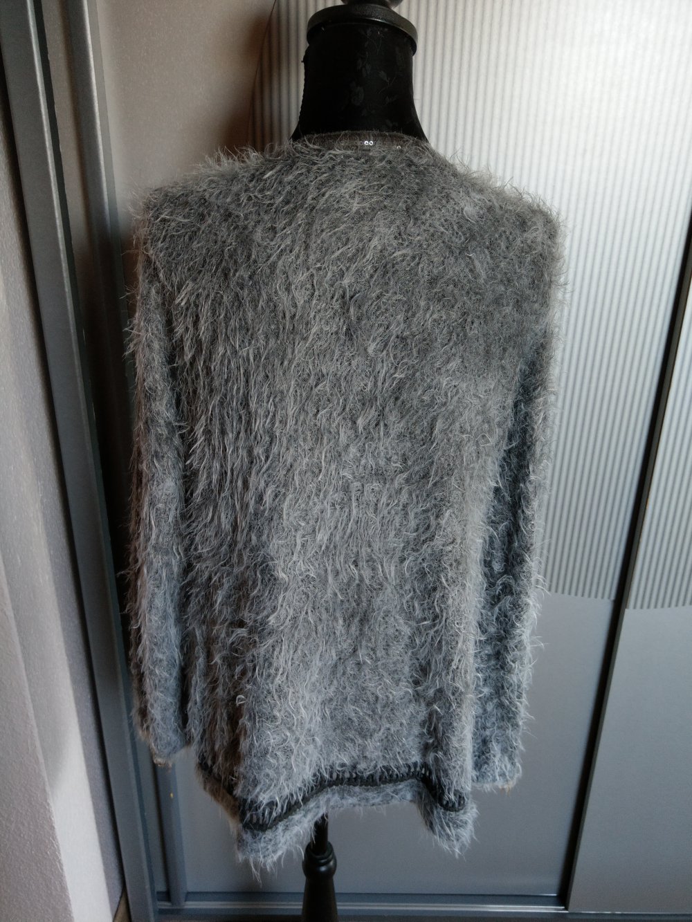 Jacke Strickjacke grau Pailletten Made in Italy 
