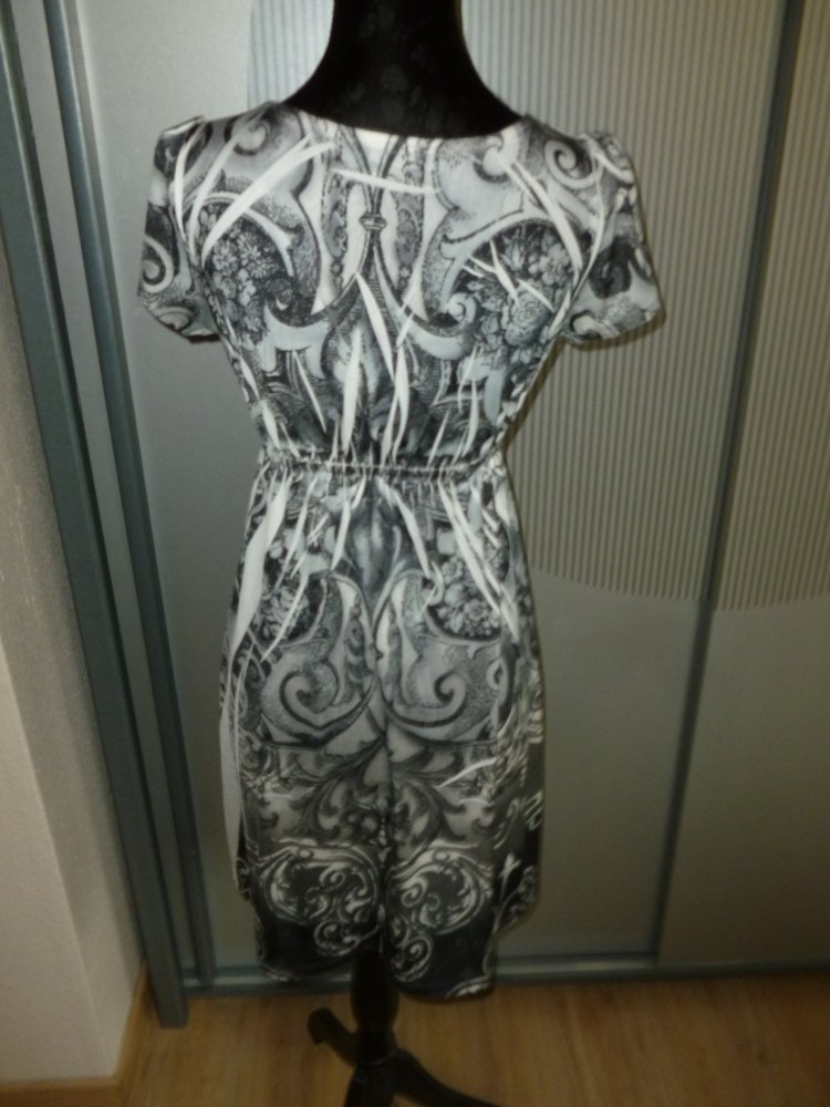 Kleid Shirt grau weiß Rouge
