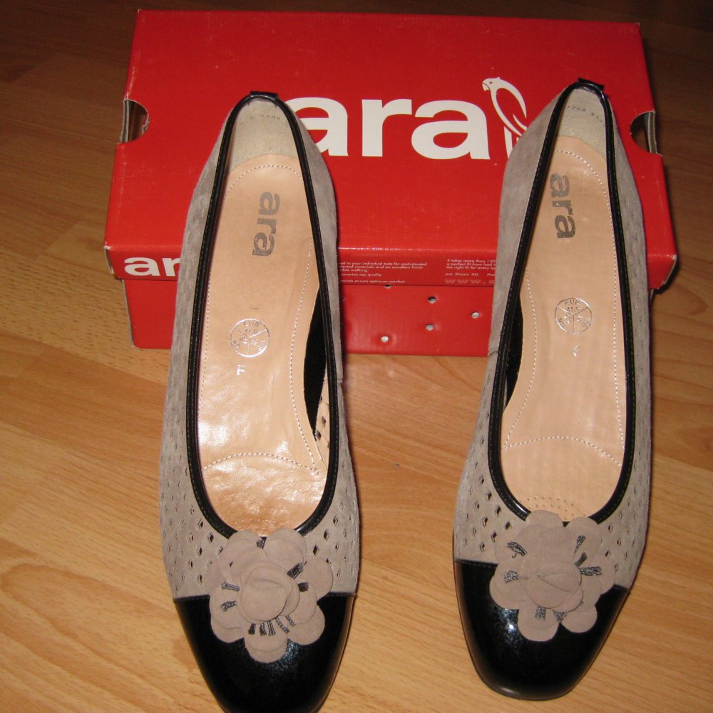 Ballerinas Ara Bari schwarz taupe Lack Camoscio 12-33726 Gr. 40 ½ WIE NEU
