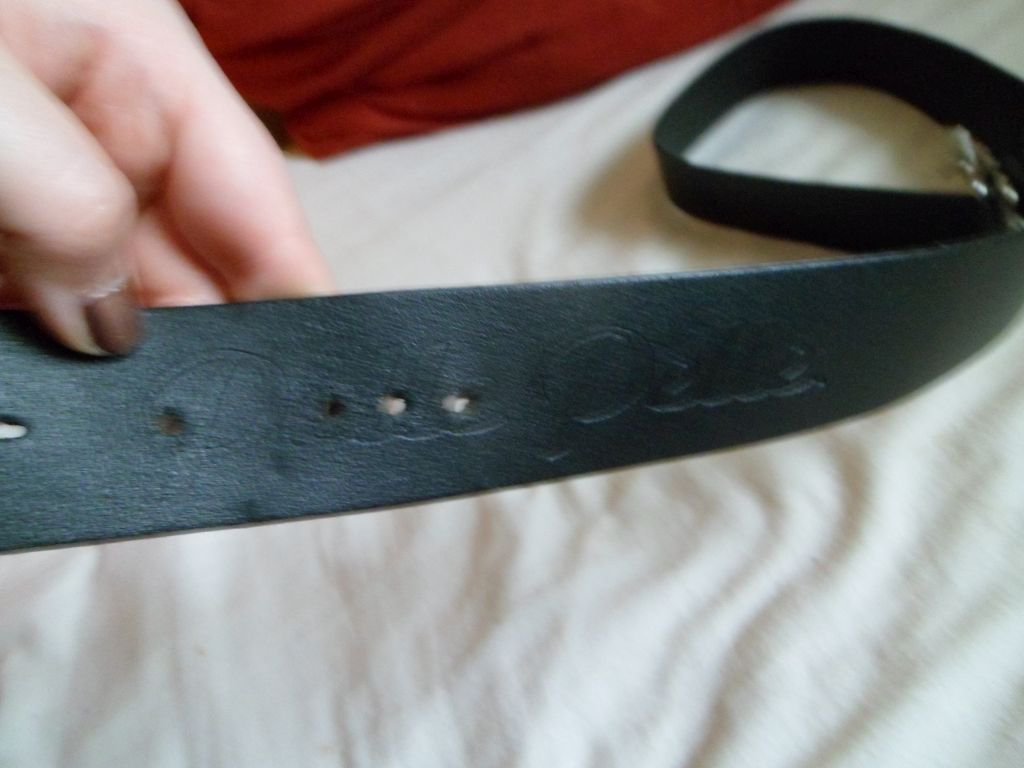 Gürtel von Pelle Pelle in schwarz, silberne Schnalle